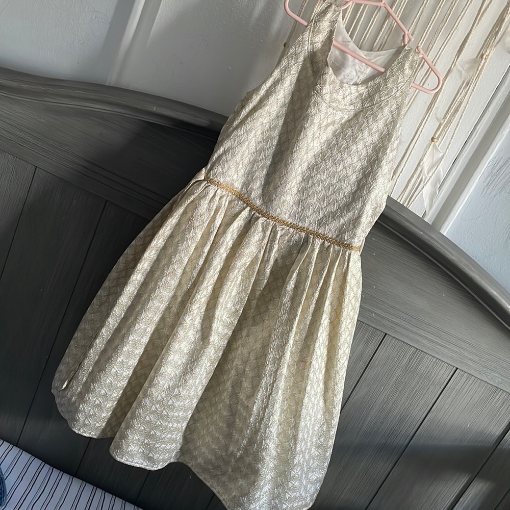 Rai to fil hold embroider girls dress